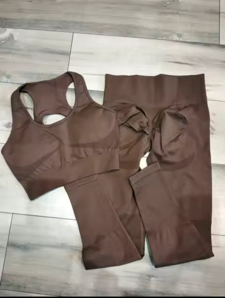 Ensemble Yoga Sans Couture – Brassière Croisée & Legging Gainant