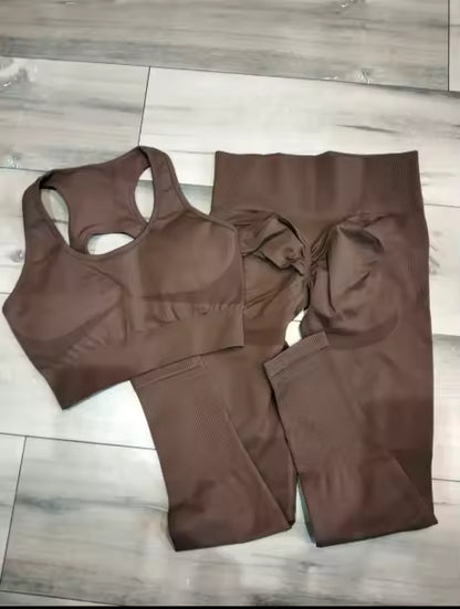 Ensemble Yoga Sans Couture – Brassière Croisée & Legging Gainant