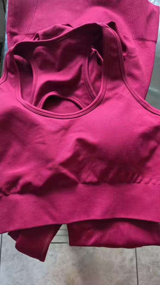 Ensemble Yoga Sans Couture – Brassière Croisée & Legging Gainant